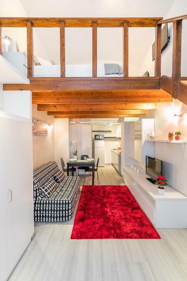 Diana Romantic Loft Apartment